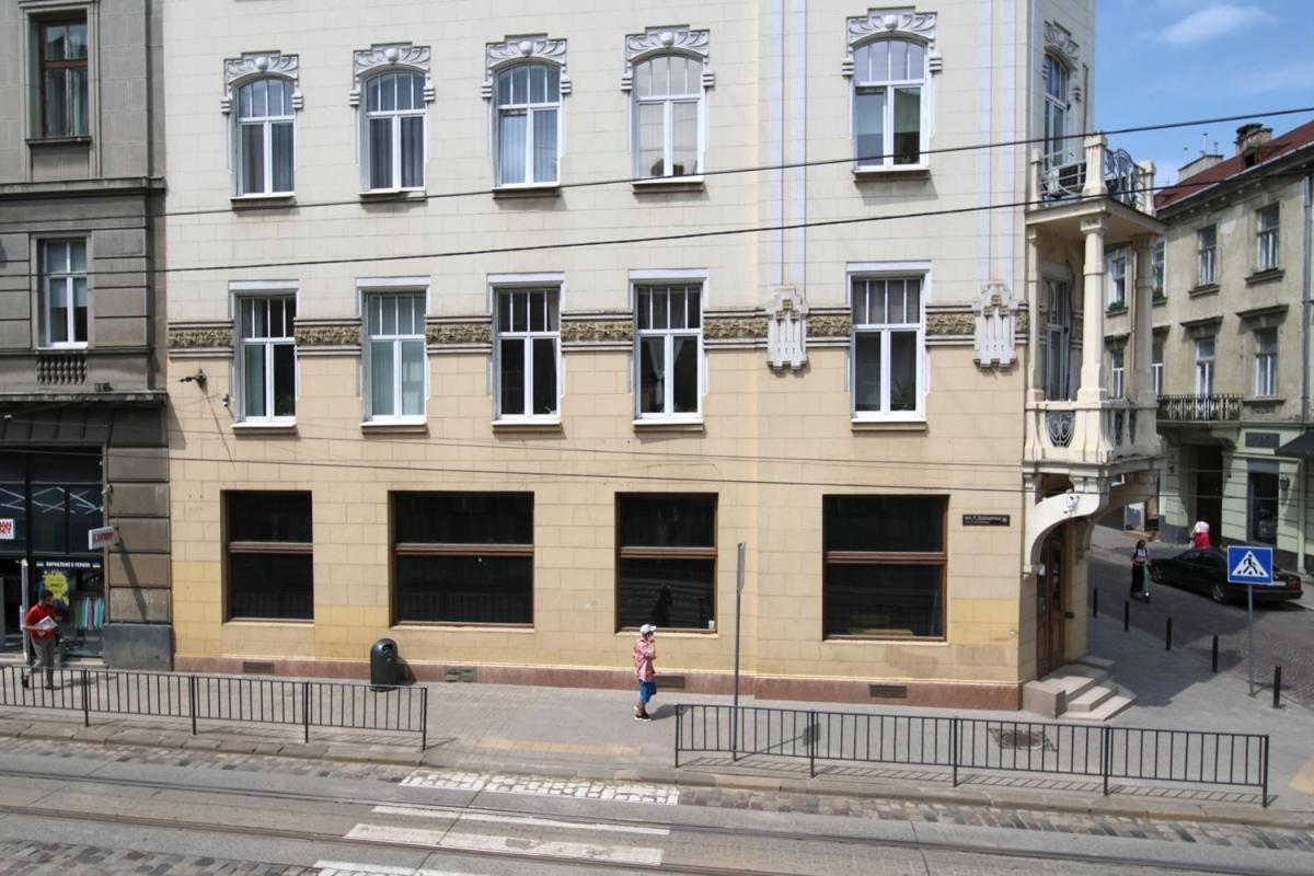 Buk Apartments On Doroshenka 25 Львів Екстер'єр фото