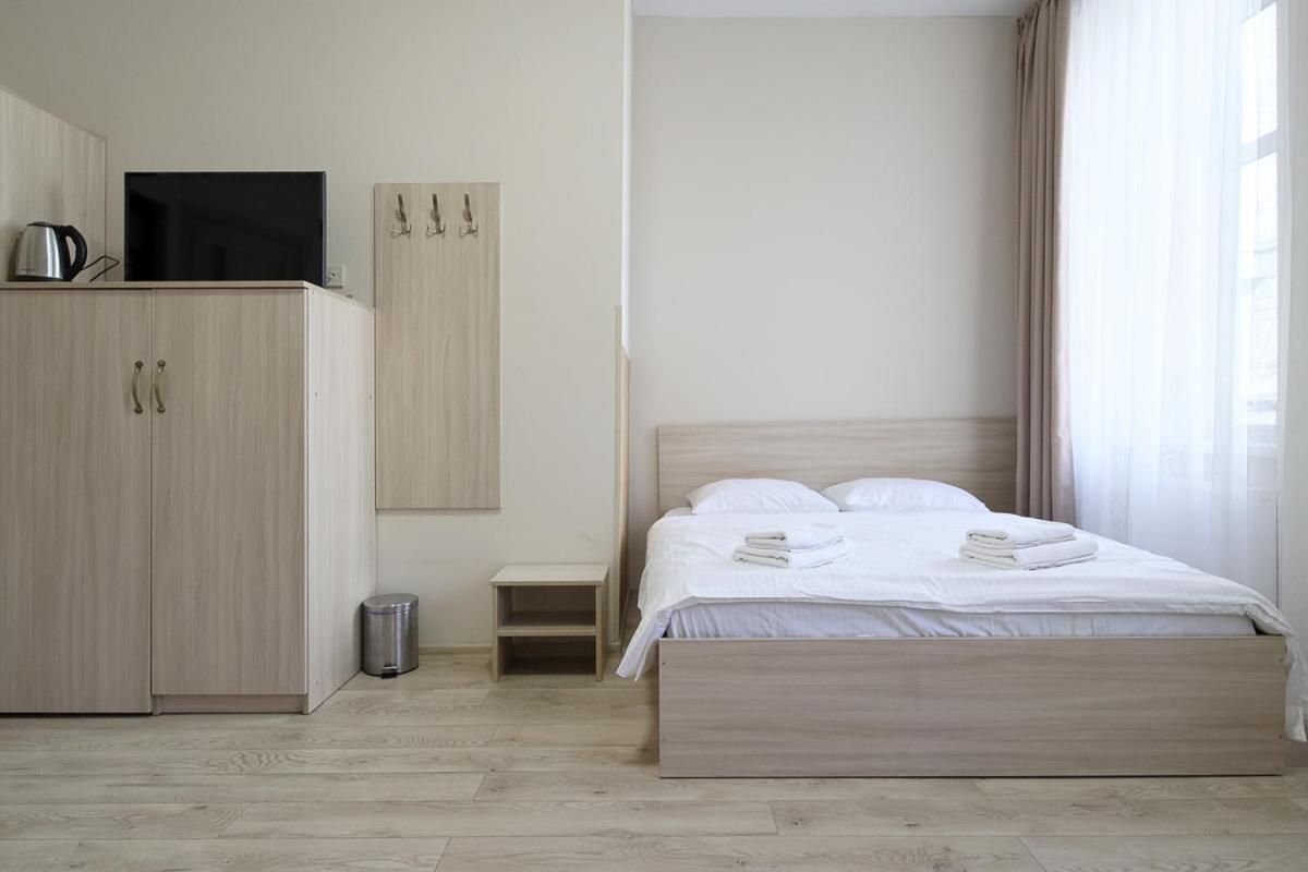 Buk Apartments On Doroshenka 25 Львів Екстер'єр фото