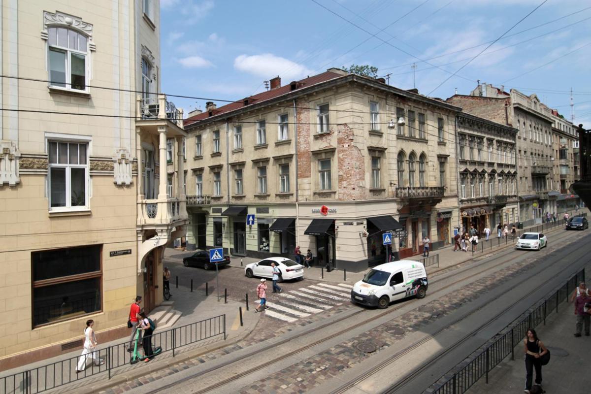 Buk Apartments On Doroshenka 25 Львів Екстер'єр фото